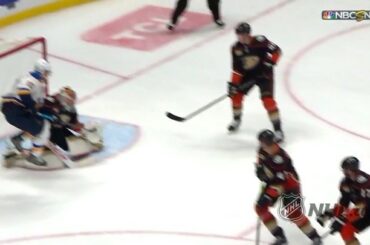 Ce qui monte ... va en quelque sorte dans le filet. #WNH ...