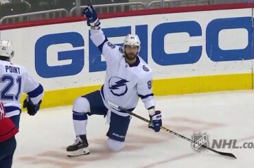 Sur une échelle de 1 à 10, ce jeu de passes est un jeu de 20 facile ... #WNH ...