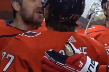 Juste au moment où vous pensiez que la routine d’avant-match de @capitals ne pourrait pas être améliorée .... ...