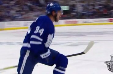 Bet yaauston_matthews est heureux de figurer sur le tableau. #Coupe Stanley
: @nbcsports
: ...