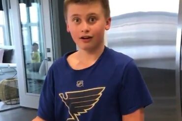 C'est ce que sont les éliminatoires #StanleyCup! Jayden, 11 ans, surprise ...