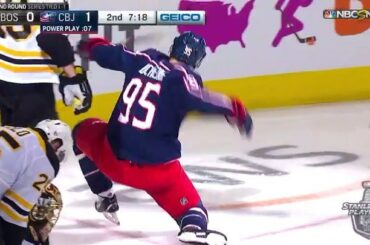 Pression incessante de @bluejacketsnhl. #Coupe Stanley
: @nhlonnbcsports
: @s ...