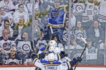 Brave, brave âme. #StanleyCup (@stlouisblues) ...