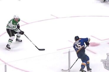 Cela va attirer les fans de @stlouisblues. #Coupe Stanley
: @nhlonnbcsports
: @sportsnet ...