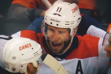 Les @nhlcanes aiment devenir gros avant de rentrer chez eux. #Coupe Stanley

LNH x @coorslight ...