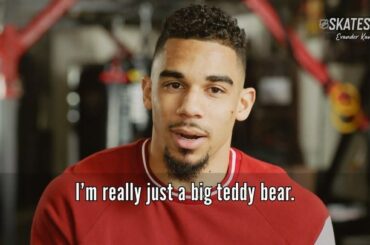 "Je ne suis vraiment qu'un gros ours en peluche." @ evander9kane préfère se détendre pendant son ...