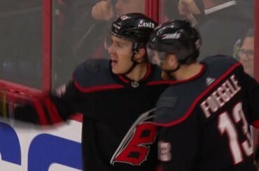 Les @nhlcanes ont signé leur billet pour la finale de la Conférence de l'Est vendredi! Ré...