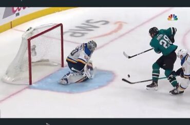 1) Le score spectaculaire de @ tmeier96
2) le beau backhander de @ matt.grzelcyk
3) ...
