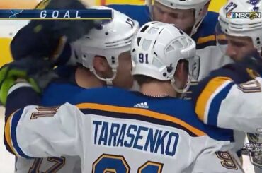 Neuf buts en séries éliminatoires pour Jaden Schwartz. #Coupe Stanley...