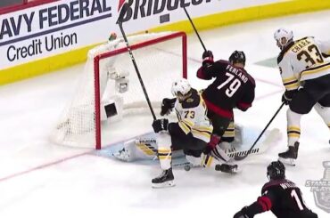 Cette extension de pad, cependant. Chose de beaut! #Coupe Stanley

LNH xmassmutual ...
