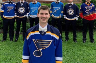 Marié au jeu. #StanleyCup #MyPlayoffsMoment (TW / TheNickRettig) ...