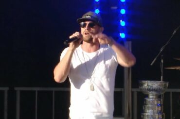 Profitez de la performance de @ ChaseRice avant le deuxième match, ce soir à 8h00 (HE) sur @NHLonNBCSpor ...