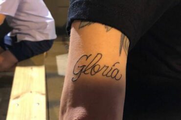 Gloria vit pour toujours. #StanleyCup #MyPlayoffsMoment (Erin Fitzpatrick) ...