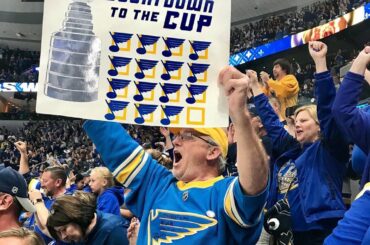 Une victoire à l'extérieur. #Coupe Stanley...