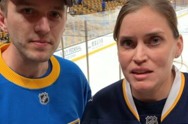 Le père de @ frahmusic a vu les @stlouisblues tomber en 1970. Elle et son mari, Drew ...