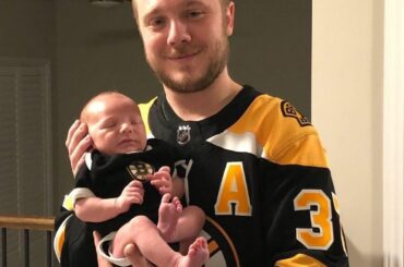 Les @nhlbruins sont invaincus depuis la naissance du bébé Justin le 2 mai. Coïncidence...