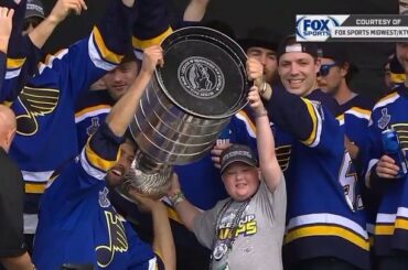Nous ne pleurons pas, vous êtes. #Coupe Stanley...