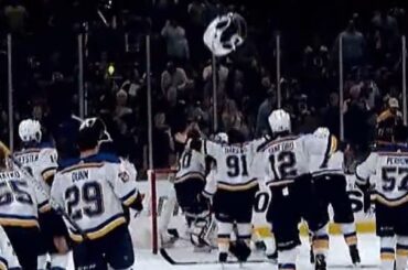 Cela a commencé le 10 avril. Deux mois plus tard, les @stlouisblues sont #StanleyCup ...