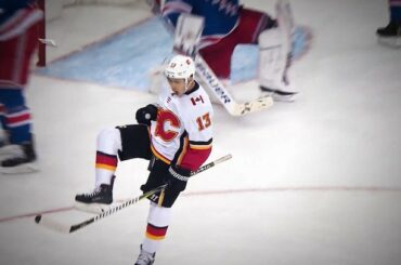Hypnose Johnny Hockey @ johngaudreau03 # 31in31 ...