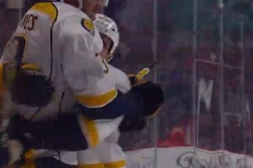 SAISON IN: 15 (ish): Salut #Smashville, debout sur ces @officia 2013-14 ...