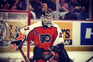 #TBT: En ce jour de 1998, Ron Hextall est devenu le meilleur joueur de tous les temps de Philadelphie ...