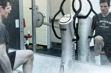 Miroir miroir sur le mur, qui est le plus beau @NHLBlackhawks de tous? ------...