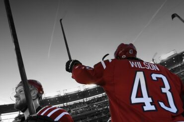 Une victoire est meilleure quand partagée. #WinterClassic
Photo de @jasonmpeterson ...