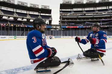 Les USA Warriors ont joué dans leur propre mémorable #WinterClassic propulsé par @amtrak ...