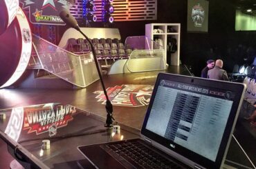 Bientôt, les listes #TeamToews et #TeamFoligno #NHLAllStar vont naître ....