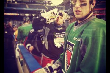 #WinterClassic #NYR ...