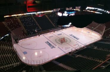 La rondelle tombe en 3 heures ... Où regardez-vous? #NJDLAK ...