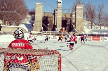 Les matchs de la LNH n'ont pas encore commencé, mais il s'agit du Game On pour le hockey junior à Peterborough ...