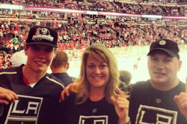 Vaut-il un voyage en famille, les vrais fans de Kings? #BecauseItsTheCup #CHIvsLAK ...
