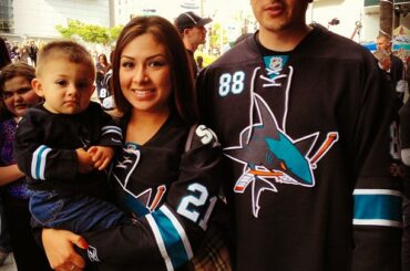 Nous parions que cette famille était heureuse de voir Marleau réduire de moitié l'avance de LA. Comment es-tu fe ...