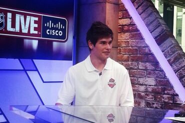 Sean Monahan arrive sur le réseau NHL pour une apparition sur NHL Live. #NHLDraft ...
