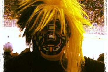 Boston est rockin 'après le but numéro 3! #Passons bizarre...