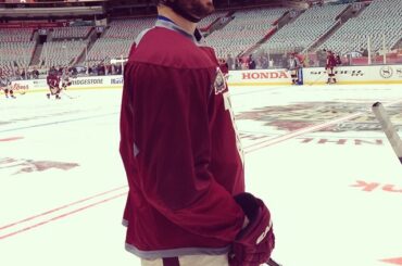 Ryan Kesler s'est rendu sur la glace pour la pratique @canucks à BC Place. #HeritageClas ...