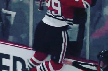 La vidéo officielle des @nhlblackhawks 2013 #StanleyCup Champions est maintenant disponible pour ...
