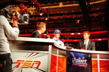 Le @coloradoavalanche place Nathan MacKinnon en tête du classement général. #NHLDraft ...