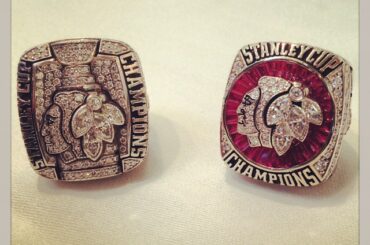Quel design préférez-vous: 2010 ou 2013? #Blackhawks ...