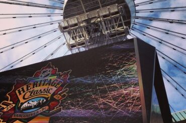 Rien que du ciel bleu pour l'événement médiatique #HeritageClassic à partir de 12h45 ...