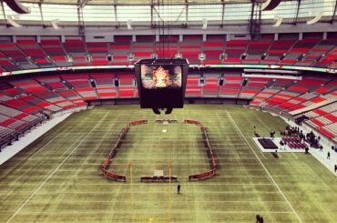 Touchez deux fois si vous pouvez vous imaginer dans l'une de ces places le 2 mars. #Heri ...