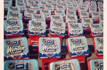 Sièges sur les sièges sur les sièges (sur plusieurs sièges). #WinterClassic ...