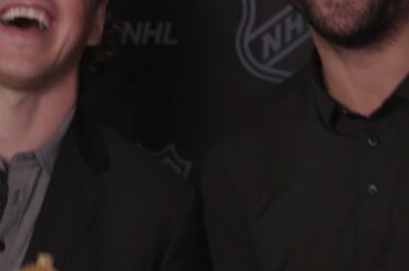Il est peut-être un champion de #StanleyCup, mais deviner les choses à partir d'une boîte mystère n'est pas ...
