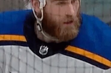 La saison dernière, Ryan O'Reilly est devenu un champion #StanleyCup et a remporté le Conn Smythe ...