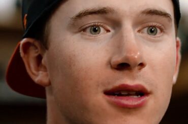 Carter Hart (@ c_hart70), qui a fait son entrée sur la scène la saison dernière, est ...