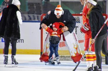 Tout sourire à Regina. #HeritageClassic ...