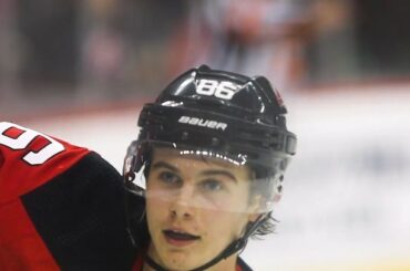 @jackhughes_ on Wednesday Night Hockey - vous ne voudrez pas manquer ça. ...