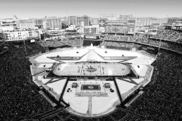 Une image vaut 42 832 fans. #WinterClassic
Photo de @jasonmpeterson ...