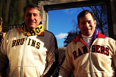 Appuyez deux fois si vous voulez voir Cam Neely et Mike Richter dans le #th Discover NHL ...